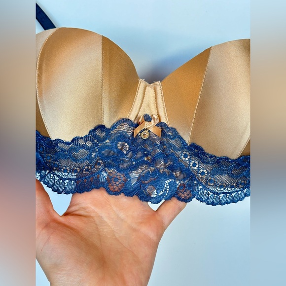 ALISEE Silk Lace Bra in Gold and Navy - Size 32B - Picture 2 of 3